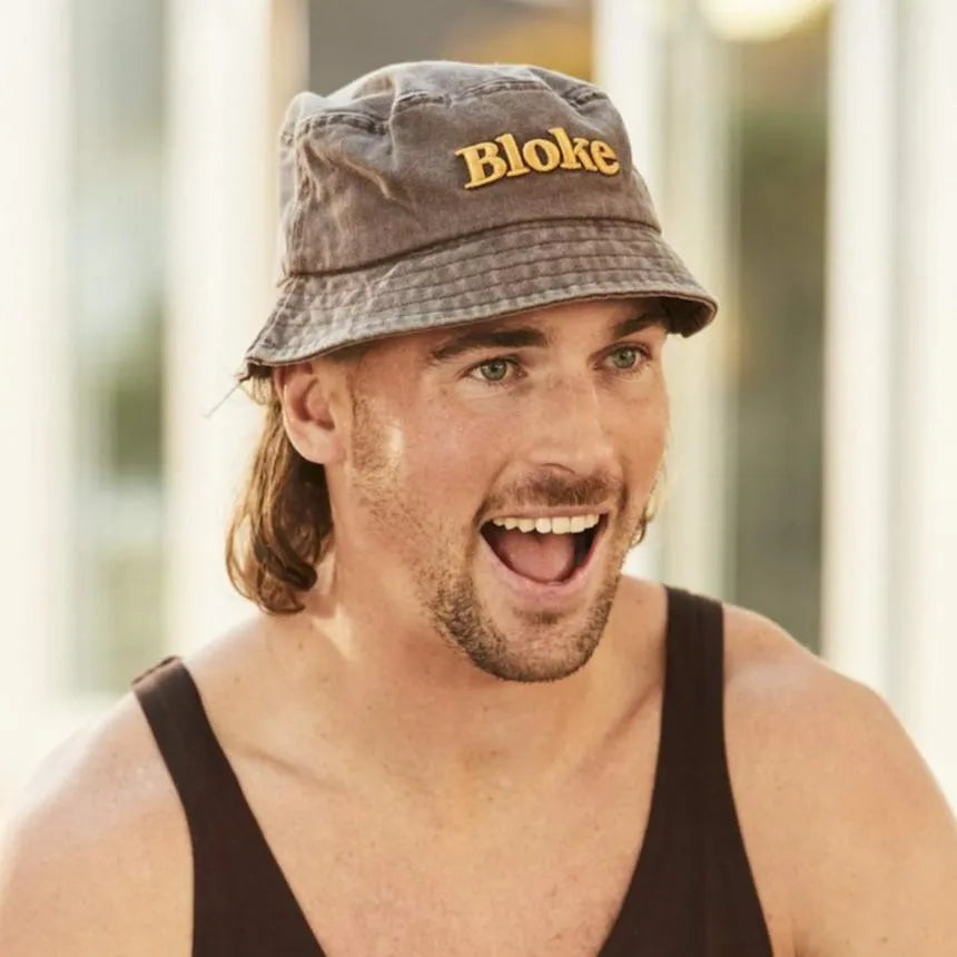 bucket hat